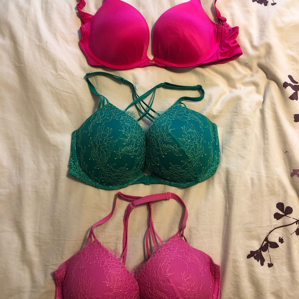 Victoria’s Secret bra